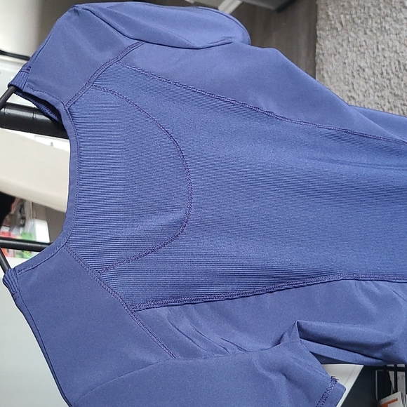 Cherokee Infinity Scrub Top - Picture 3 of 7